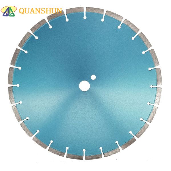 Diamond saw blade for reinforced concrete
