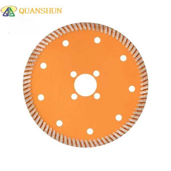 Diamond saw blade for granite cutting